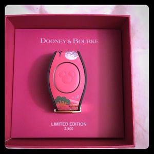 Dooney & Bourke Limited Edition ParkLife Magicband